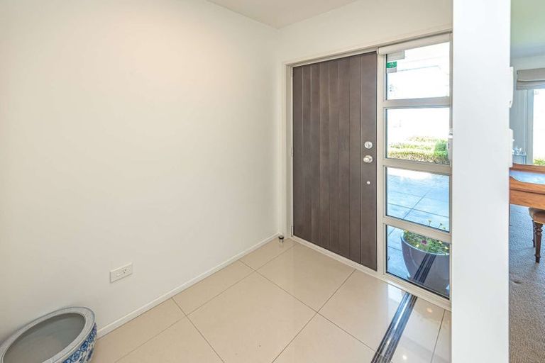 Photo of property in 16 Egmont Street, Patea, 4520