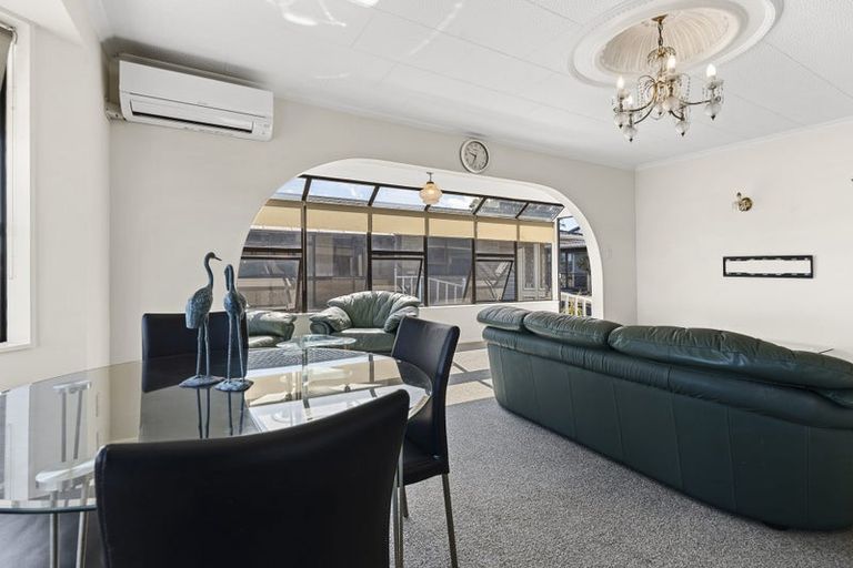 Photo of property in 504 Devon Street East, Strandon, New Plymouth, 4312