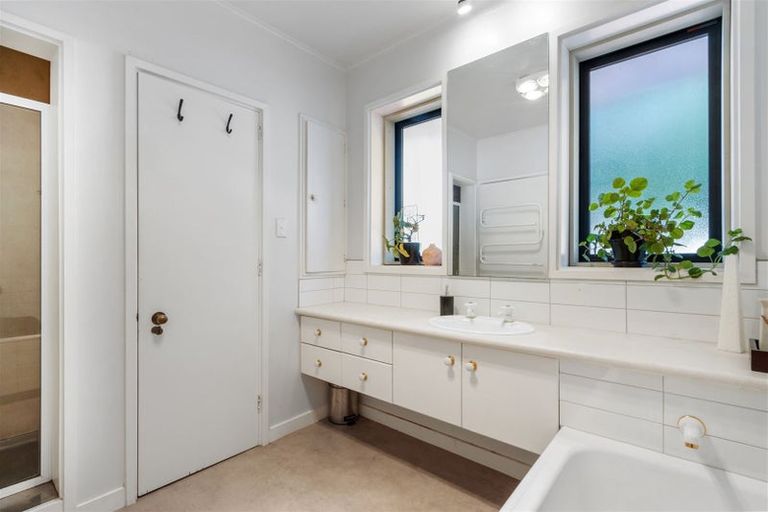 Photo of property in 407 Sparks Road, Halswell, Christchurch, 8025