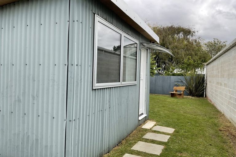 Photo of property in 73 Dunns Avenue, The Pines Beach, 7630