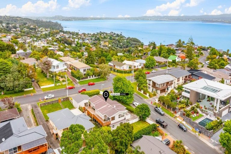 Photo of property in 1 Jacaranda Avenue, Beach Haven, Auckland, 0626