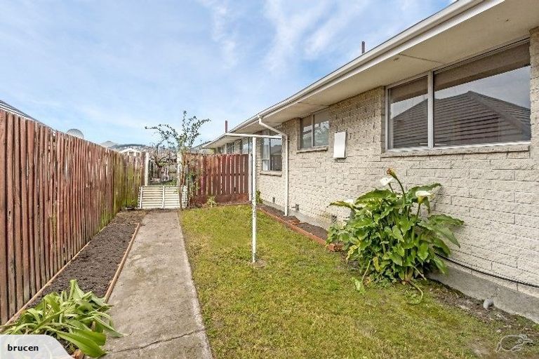 Photo of property in 2/54 Devon Street, Sydenham, Christchurch, 8023