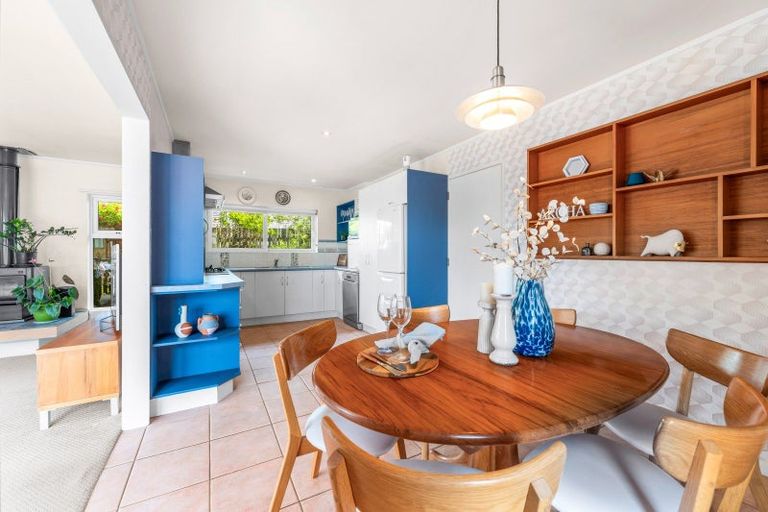 Photo of property in 71 Stapleford Crescent, Browns Bay, Auckland, 0630