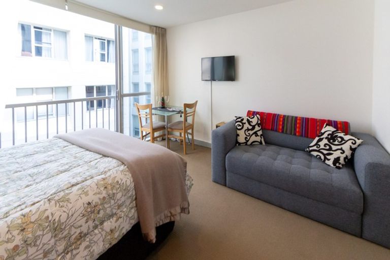 Photo of property in Gilmer Terrace Car Park, 412/9 Gilmer Terrace, Wellington Central, Wellington, 6011