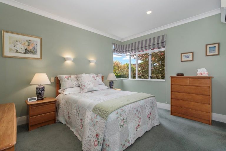 Photo of property in 1 Elderton Avenue, Pyes Pa, Tauranga, 3112