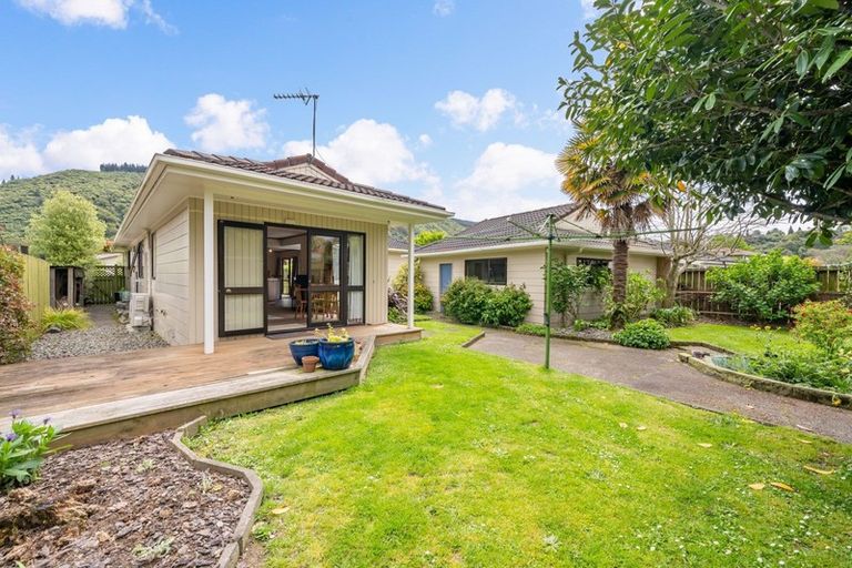 Photo of property in 3 Amber Grove, Birchville, Upper Hutt, 5018