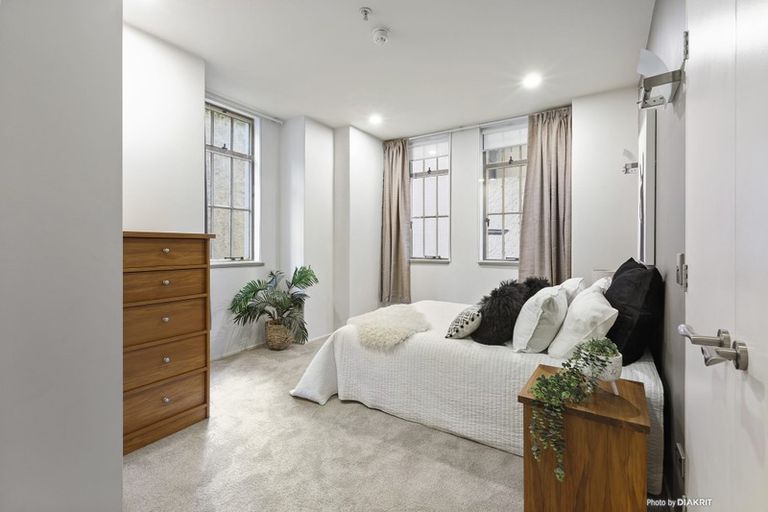 Photo of property in The Quay, 2/332b2 Lambton Quay, Wellington Central, Wellington, 6011