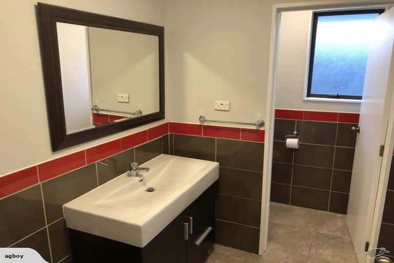 Photo of property in 90 Amberley Avenue, Highbury, Palmerston North, 4412