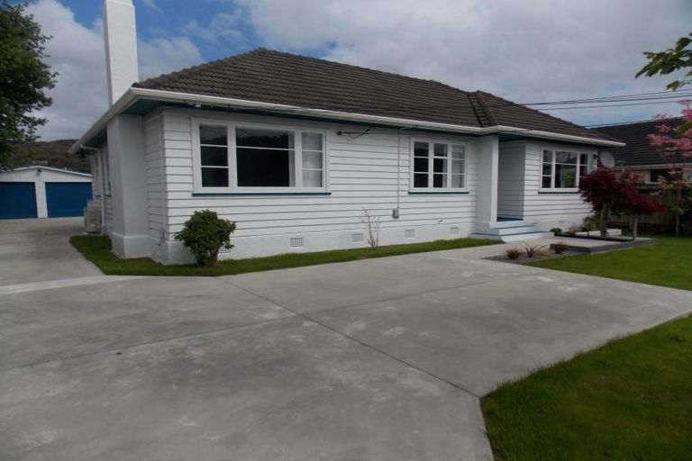 Photo of property in 290 Fergusson Drive, Heretaunga, Upper Hutt, 5018
