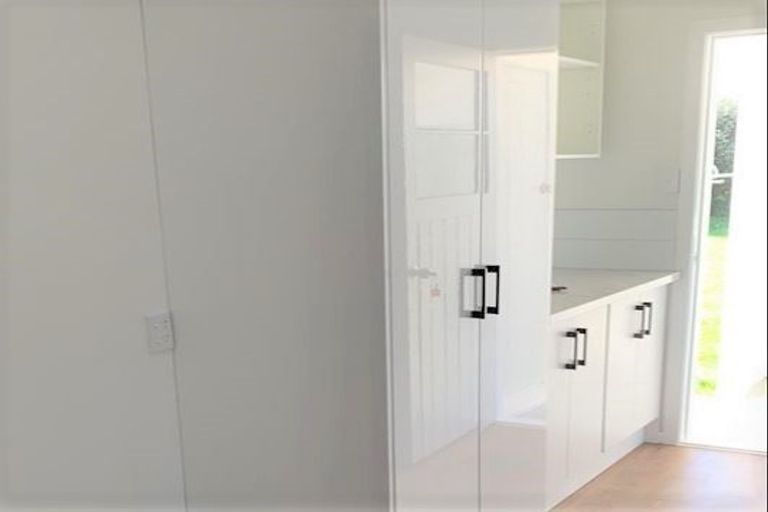 Photo of property in 16 Shamrock Street, Levin, 5510