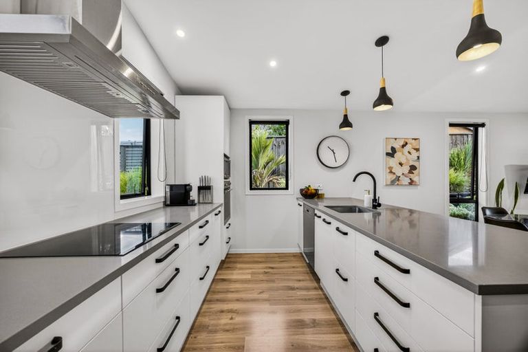 Photo of property in 7 Kia Kaha Drive, Snells Beach, 0920