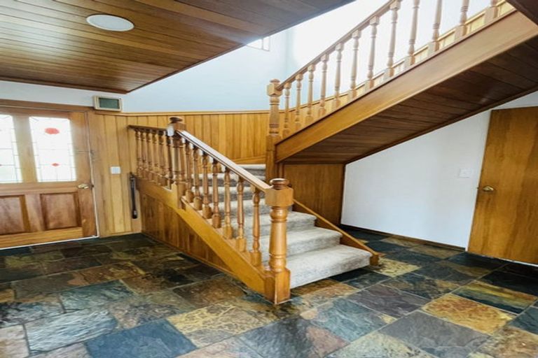 Photo of property in 1/89 Royal View Road, Te Atatu South, Auckland, 0610