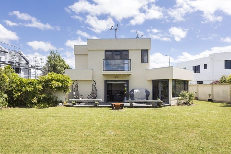 Photo of property in 31 Ruapehu Drive, Fitzherbert, Palmerston North, 4410