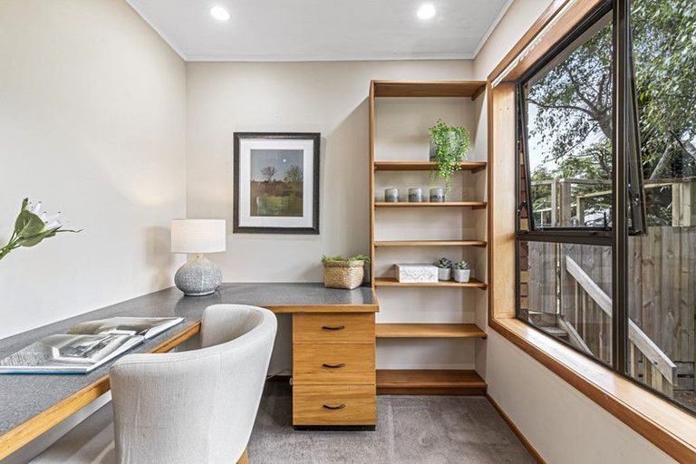 Photo of property in 557 Beach Road, Murrays Bay, Auckland, 0630