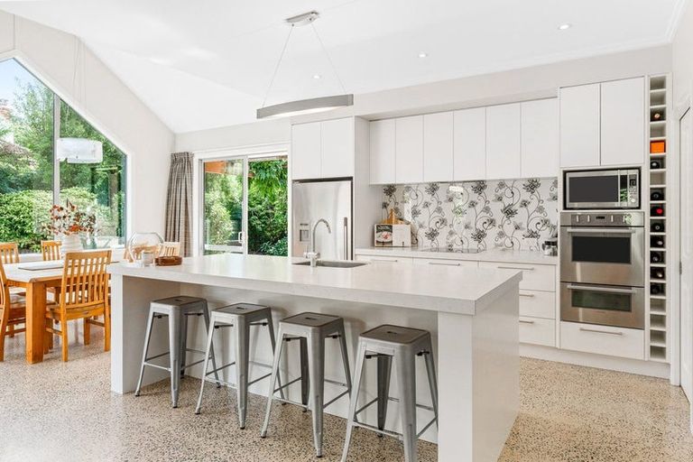 Photo of property in 2 Railway Lane, Outram, 9019