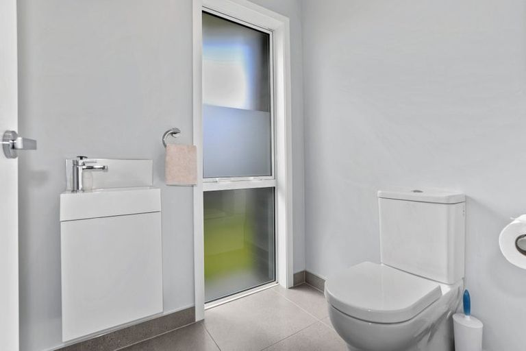 Photo of property in 51 Noumea Drive, Rangatira Park, Taupo, 3330