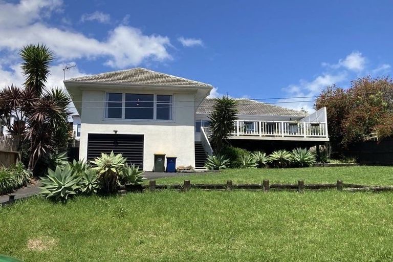Photo of property in 4 Tomo Street, New Lynn, Auckland, 0600
