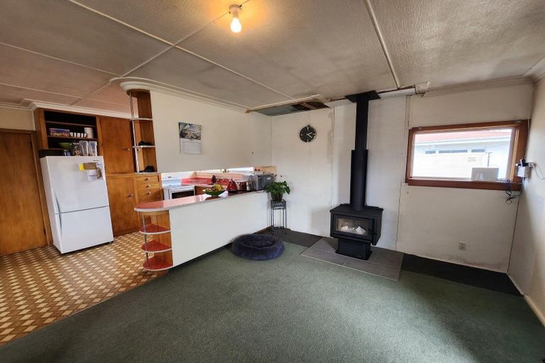 Photo of property in 14 Warwick Street, Oamaru North, Oamaru, 9400