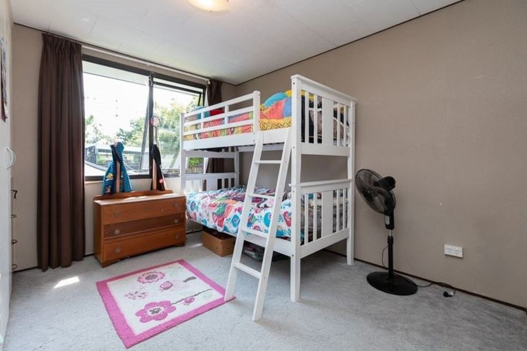 Photo of property in 64 Garland Drive, St Andrews, Hamilton, 3200