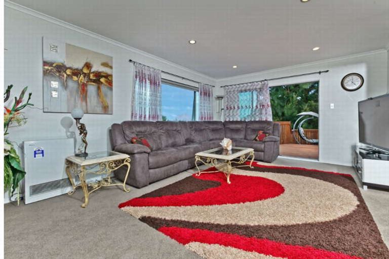 Photo of property in 51a Lingham Crescent, Torbay, Auckland, 0630
