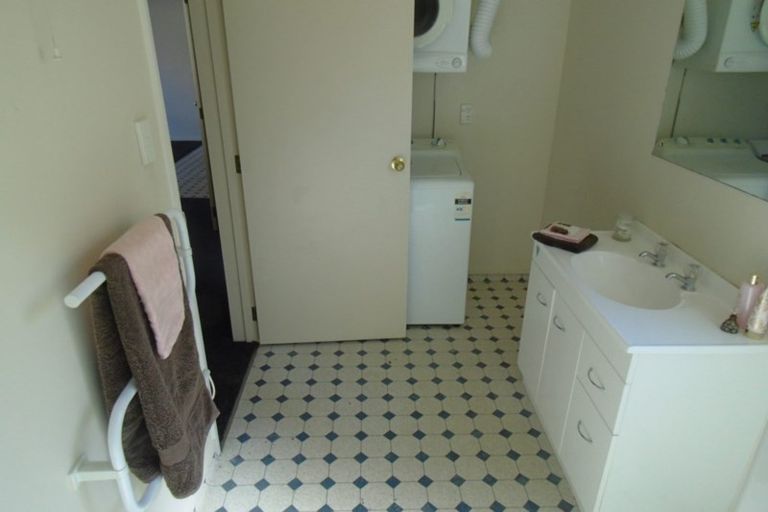 Photo of property in 104 Elizabeth Street, Riccarton, Christchurch, 8041