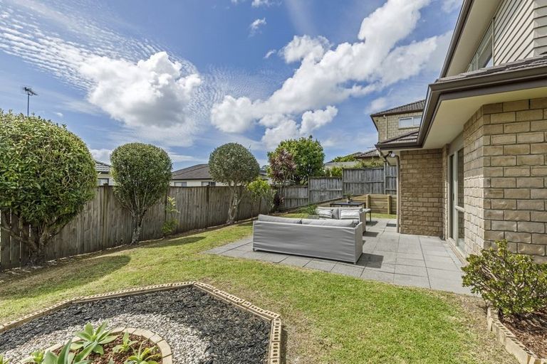 Photo of property in 38 Oakway Drive, Schnapper Rock, Auckland, 0632