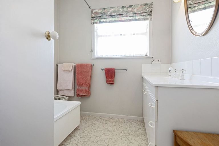 Photo of property in 1 Haukore Street, Hairini, Tauranga, 3112