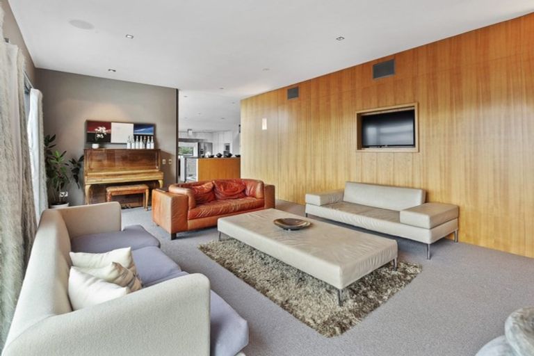 Photo of property in 80 Burnham Street, Seatoun, Wellington, 6022