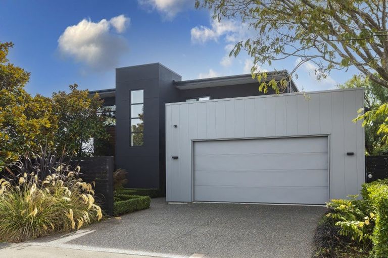 Photo of property in 2 Country Place, Burwood, Christchurch, 8083