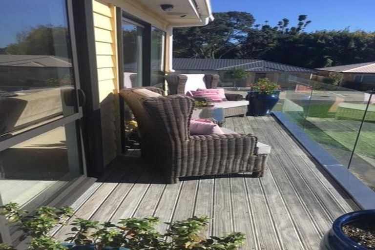 Photo of property in 57 Hayr Road, Three Kings, Auckland, 1042