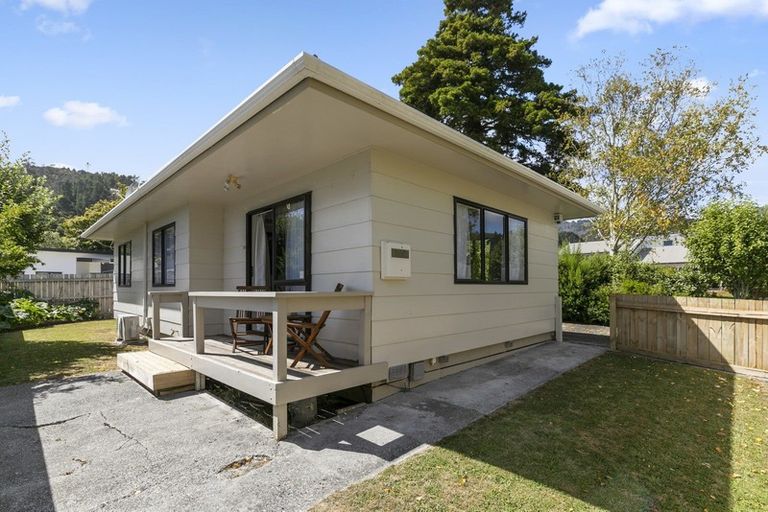 Photo of property in 16a Kairimu Street, Stokes Valley, Lower Hutt, 5019