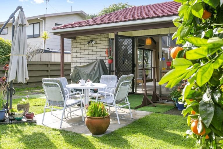 Photo of property in 3b Compton Place, Mount Maunganui, 3116