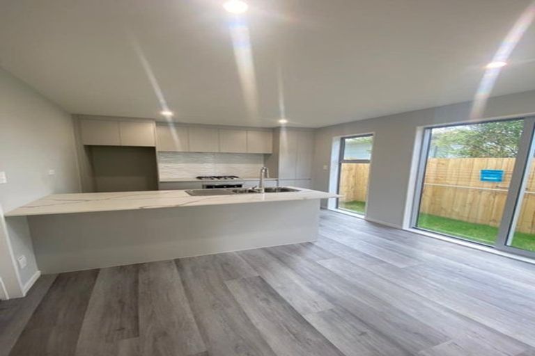 Photo of property in 10e Blossom Lane, Manurewa, Auckland, 2102