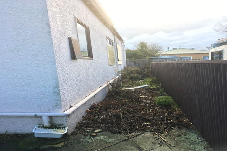 Photo of property in 284 Oxford Street, South Dunedin, Dunedin, 9012