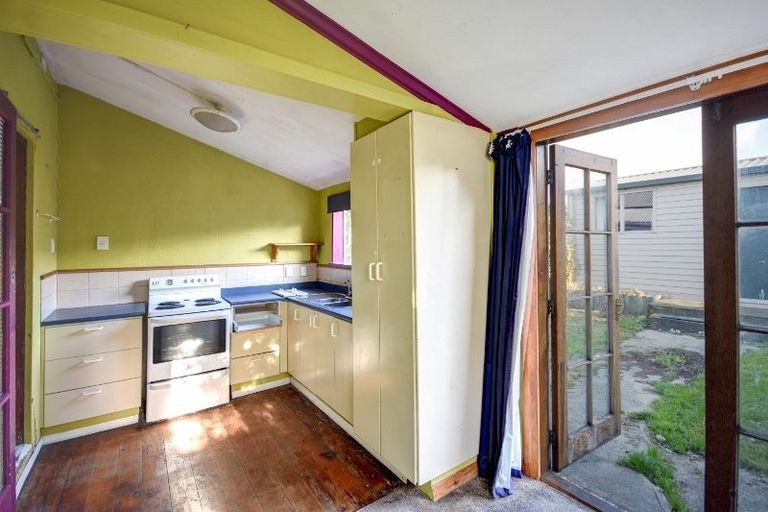 Photo of property in 16 Peel Street, Mornington, Dunedin, 9011