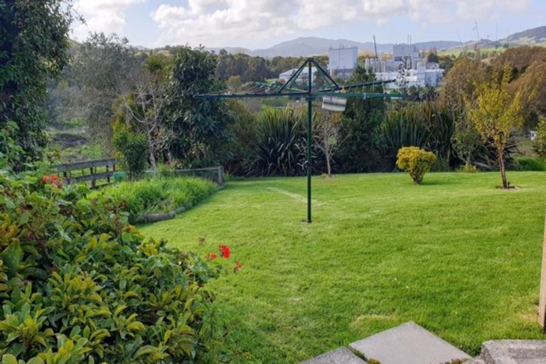 Photo of property in 17 Doctors Hill Road, Maungaturoto, 0520
