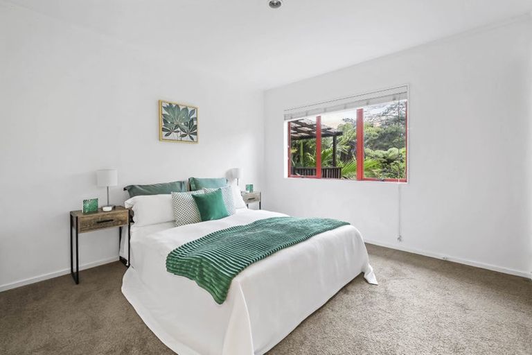 Photo of property in 15a Katrina Place, Massey, Auckland, 0614