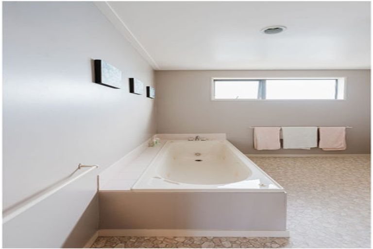 Photo of property in 83 Ravelston Street, Musselburgh, Dunedin, 9013