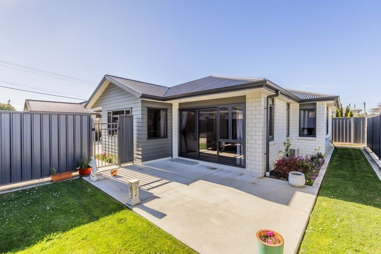 Photo of property in 62a Puketapu Road, Taradale, Napier, 4112