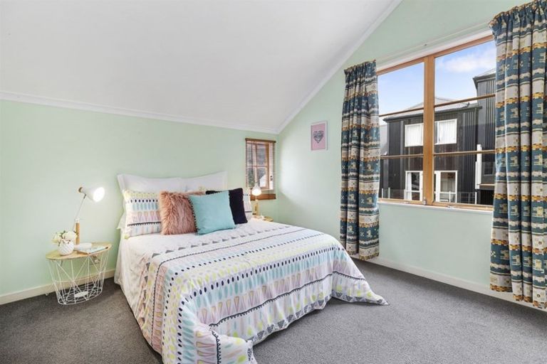 Photo of property in 8 Kilmister Avenue, Thorndon, Wellington, 6011