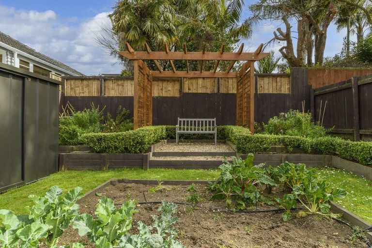 Photo of property in 22 Churchill Road, Judea, Tauranga, 3110