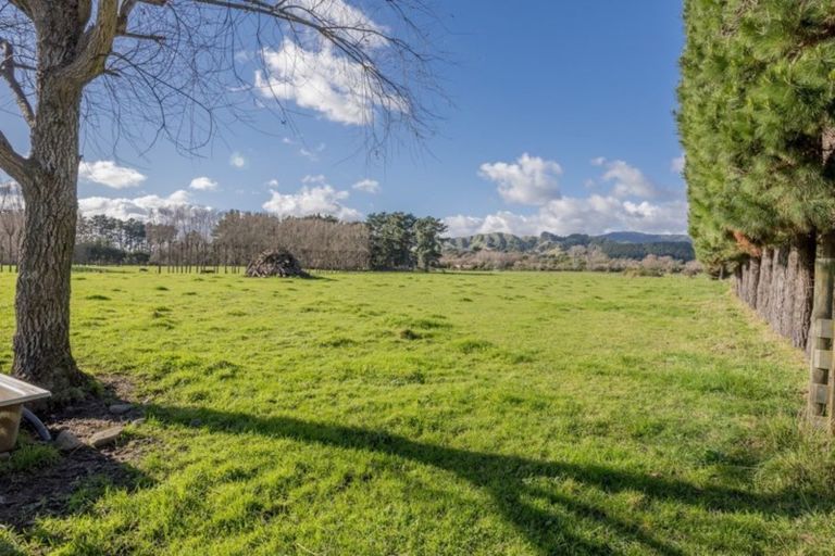 Photo of property in State Highway 1, Otaki, 5512