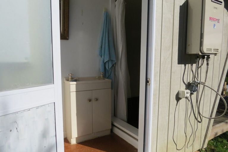 Photo of property in 95 Top Town Place, Coromandel, 3506