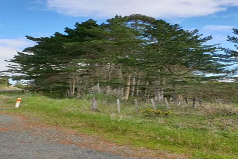 Photo of property in 736 Whakapirau Road, Whakapirau, Maungaturoto, 0583