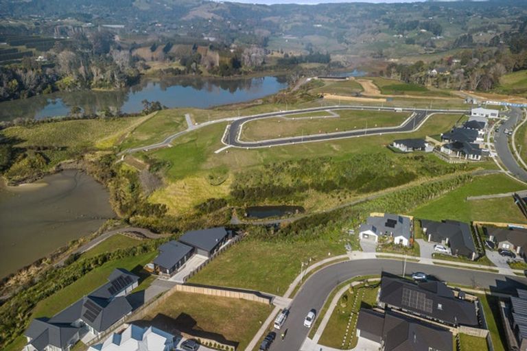 Photo of property in 16 Oyster Place, Omokoroa, 3114