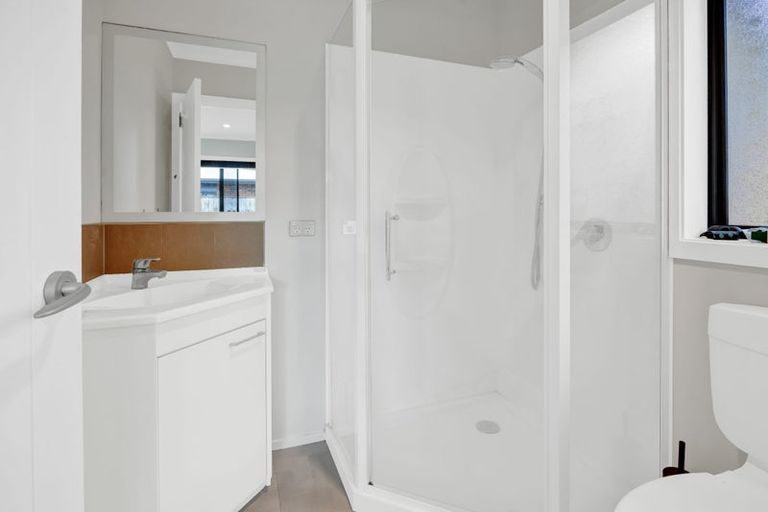 Photo of property in 37 Dillon Drive, Bell Block, New Plymouth, 4312