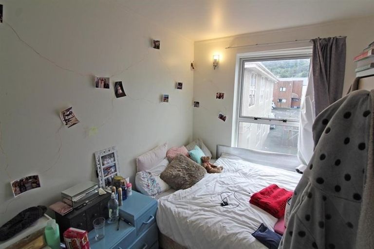 Photo of property in 102 Harbour Terrace, North Dunedin, Dunedin, 9016