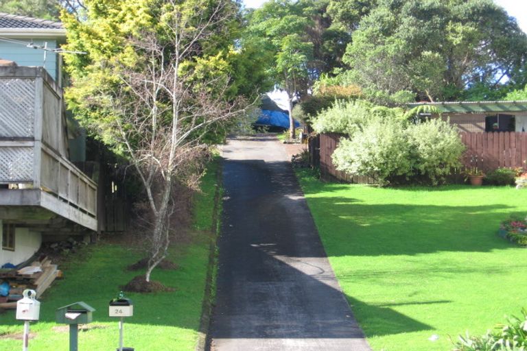 Photo of property in 20 Adam Sunde Place, Glen Eden, Auckland, 0602