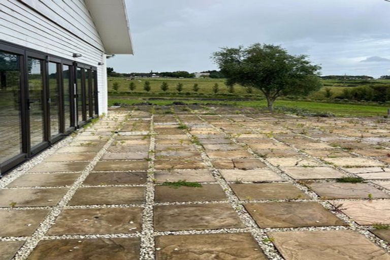 Photo of property in 337a Clarks Beach Road, Clarks Beach, Pukekohe, 2679