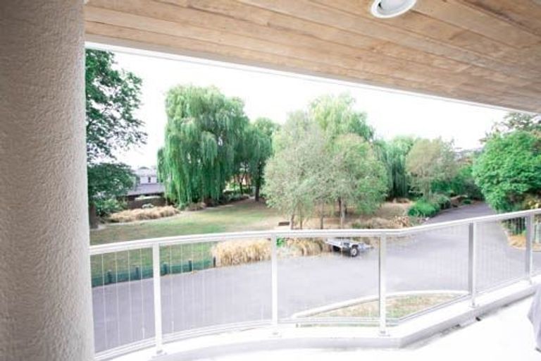 Photo of property in 3 Willow Dell, Westmorland, Christchurch, 8025